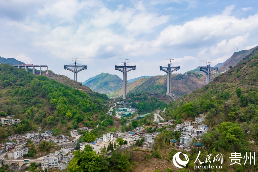 e84672dcfa114bbe815d09c8e125bba3.jpg e84672dcfa114bbe815d09c8e125bba3.jpg