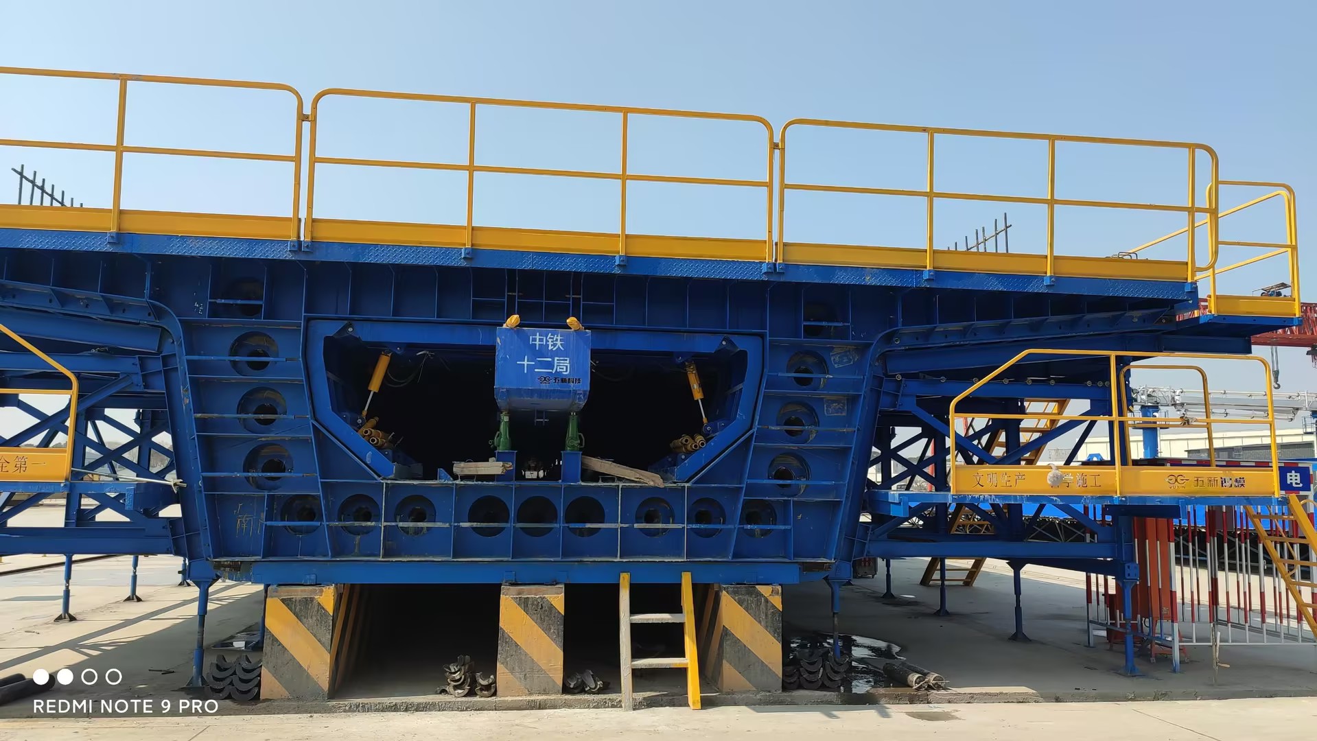 4e0b48e499ac3b3c6189435a43e07563_compress.jpg 4e0b48e499ac3b3c6189435a43e07563_compress.jpg